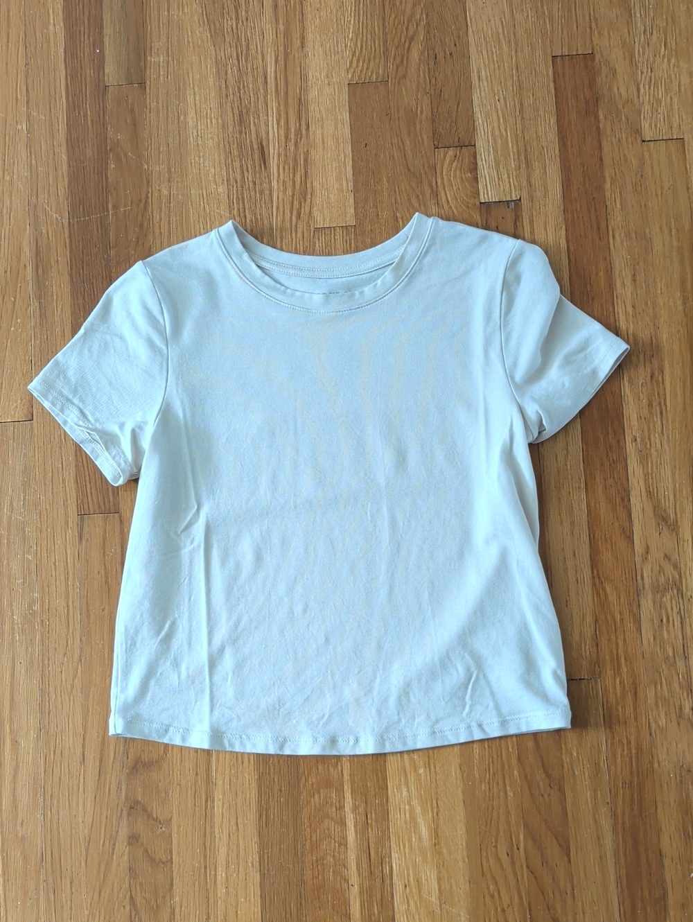 NWOT Old Navy Women's Classic Crewneck T-Shirt
